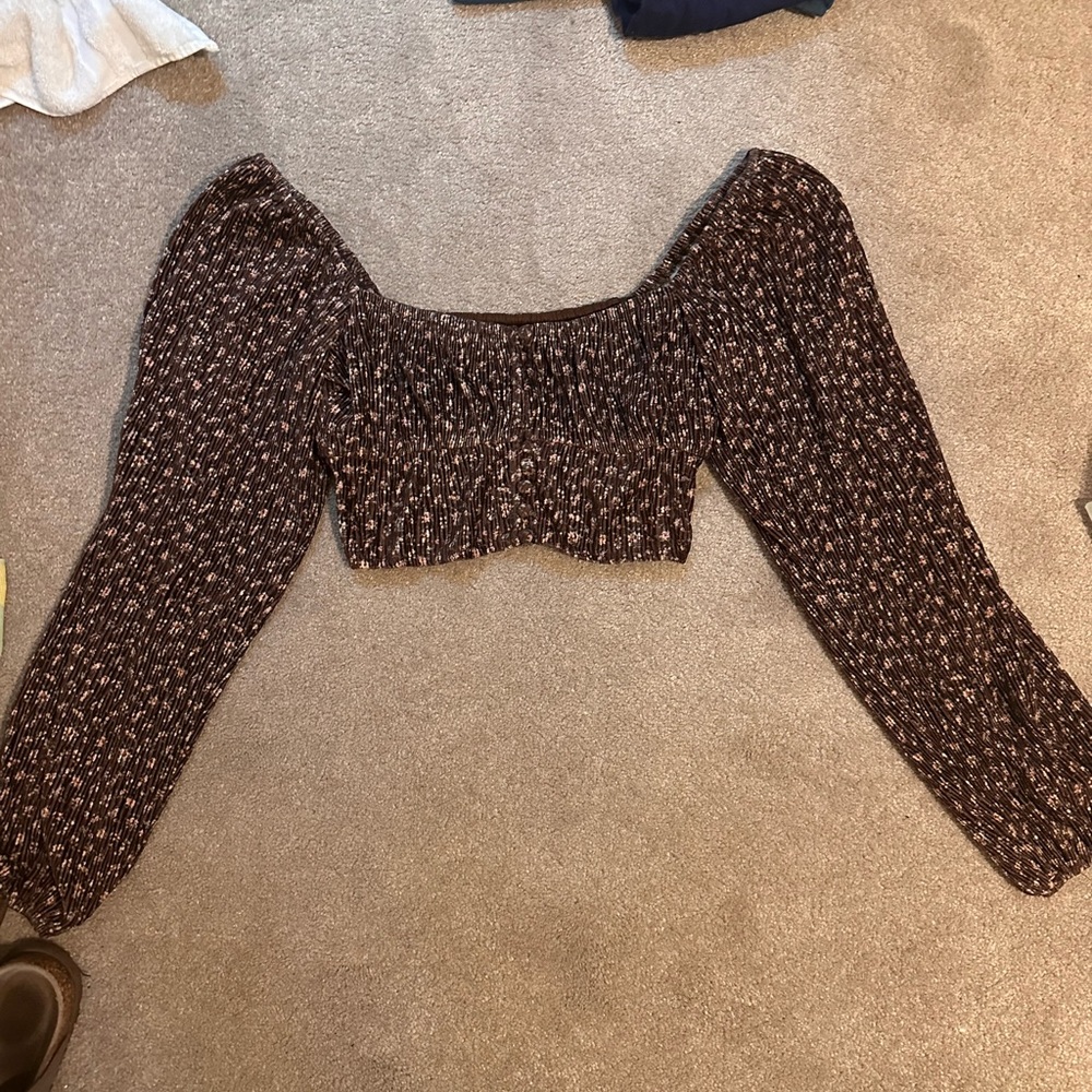 Balloon long sleeve crop top